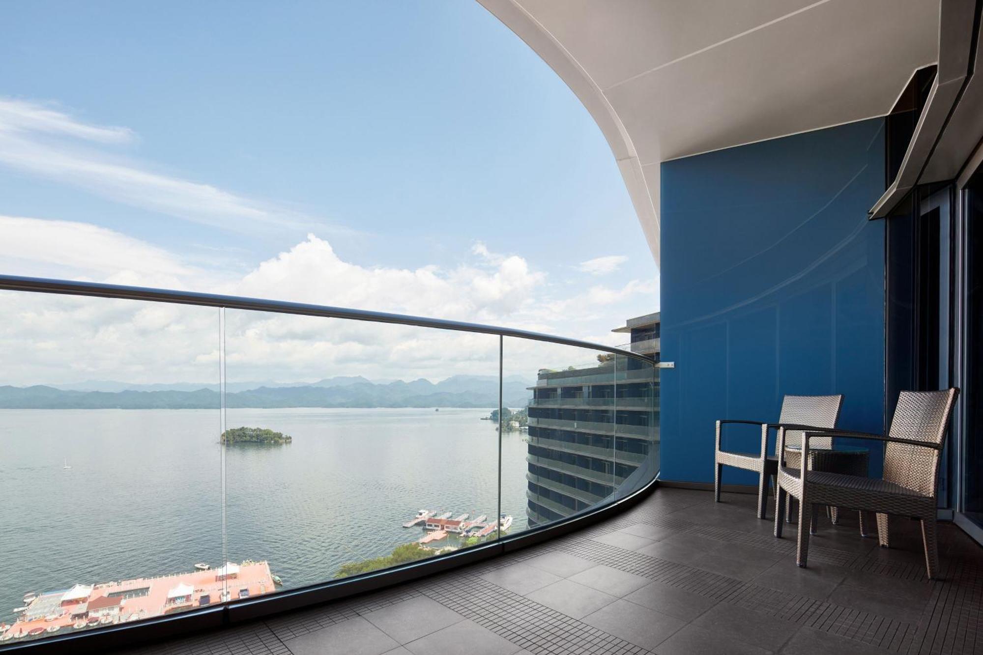 Sheraton Qiandao Lake Resort Chun'an Zewnętrze zdjęcie