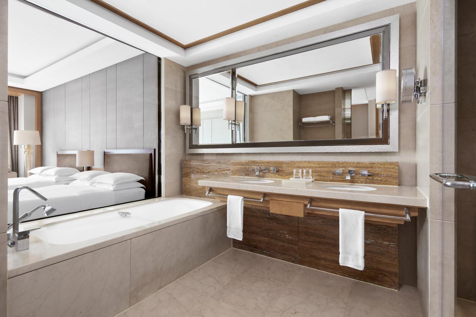 Sheraton Qiandao Lake Resort Chun'an Zewnętrze zdjęcie
